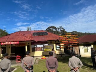 Kapolsek Kelila Pimpin Pemeriksaan Disiplin Personel Demi Pelayanan Prima