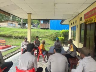 Pelayanan Prima Kepolisian, Kapolsek Kelila Terima Laporan Masyarakat Secara Humanis