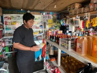 Sat Reskrim Polres Mamberamo Tengah Lakukan Pengawasan Harga dan Stok Bahan Pokok Selama Ramadhan