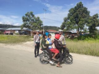 “Teguran Humanis Sat Lantas Polres Mamberamo Tengah Tingkatkan Kesadaran Berkendara”
