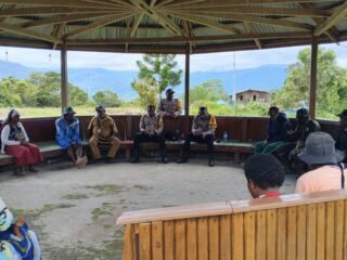 Polres Mamberamo Tengah Mediasi Kasus Pengancaman di Kampung Moga