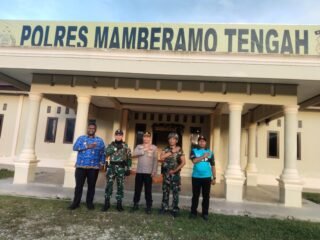 Polres Mamberamo Tengah Sambut Kunjungan Silaturahmi Dansatgas 521