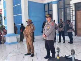Wakapolres Mamberamo Tengah Pantau Langsung Pengamanan Aksi Damai ASN