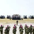 Wakil Panglima TNI dan Sejumlah Pejabat Negara Terima Warga Kehormatan dan Brevet Korps Marinir