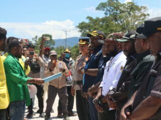 Polres Mamberamo Tengah Kawal Aksi Aspirasi Mahasiswa dan Pelajar di Kobakma