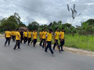 Jaga Kebugaran, Personel Polres Mamberamo Tengah Laksanakan Olahraga Pagi