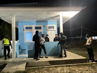 Patroli Malam Polres Mamberamo Tengah Sasar Kantor Bupati, Bank Papua hingga Pasar Sentral Kobakma