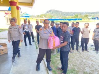 Polda Papua Hadir, Ringankan Beban Personel Polres Mamberamo Tengah Terdampak Kebakaran