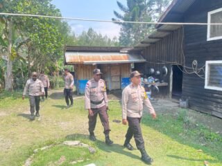 Patroli Pagi, Polsek Kelila Hadir di Tengah Masyarakat Jaga Kamtibmas