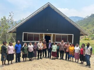 Polsek Kelila Gelar Minggu Kasih di Gereja Monam, Ajak Jemaat Bijak Bermedia Sosial dan Cegah Karhutla
